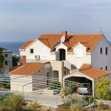 Apartman With A Parking Space Postira, Brac - 3065