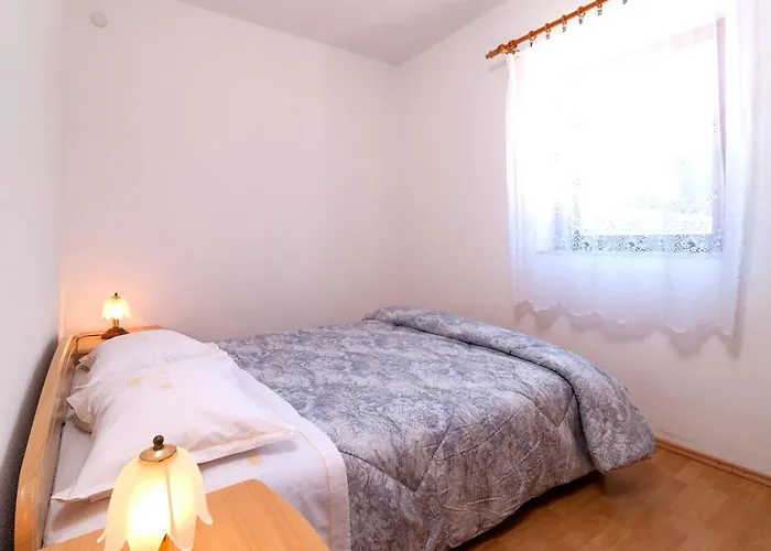 Apartament With A Parking Space Postira, Brac - 3065